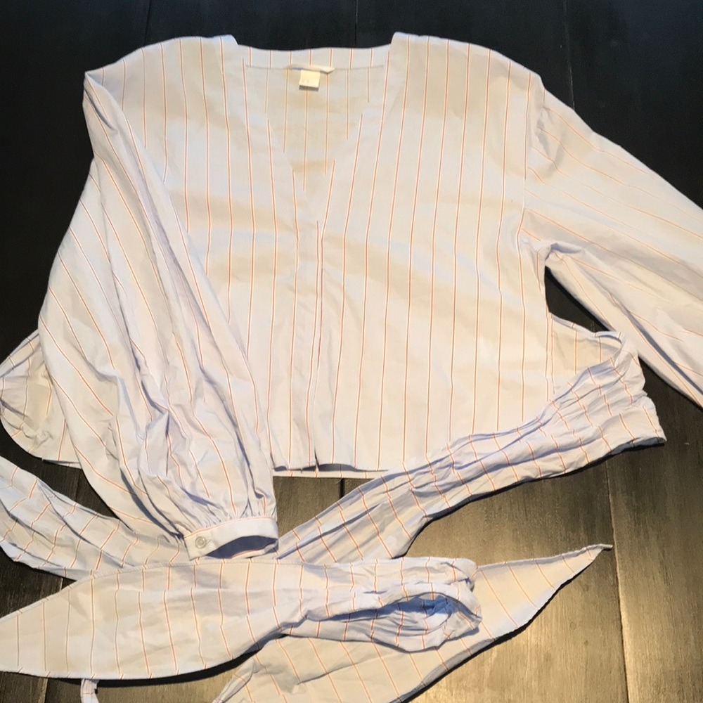 Long sleeved top
